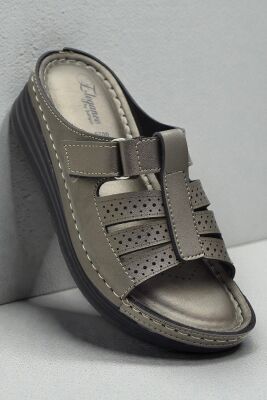 15303 Rahat Ortopedik Taban Günlük Kadın Terlik Elegance - 1