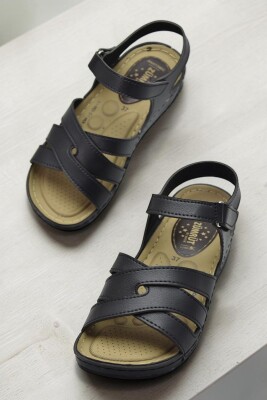 452 TAM Ortopedik Taban Günlük Kadın Sandalet Terlik Siyah Sandalet - 2