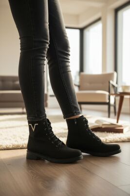 4570 Kaymaz Taban Fermuarlı Bağcıklı Günlük Kadın Bot Postal Kadın Bot - 4