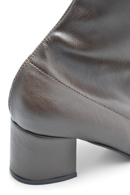 475 Günlük Fermuarlı 6cm Kadın Topuklu Bot Ayakkabı Kalın Topuk Klasik Topuklu Bot - 9