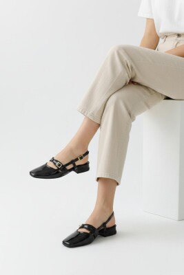 8112 Kadın Topuklu Babet Ayakkabı 2 cm Kalın Topuklu Arkası Açık Topuklu Ayakkabı - ISPARTALILAR